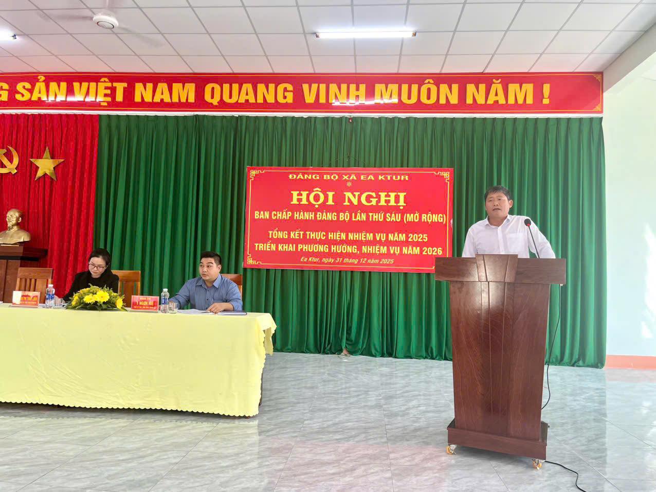 Đảng ủy xã Ea Ktur tổ chức Hội nghị Ban Chấp hành Đảng bộ lần thứ Sáu (mở rộng) nhằm tổng kết thực hiện nhiệm vụ năm 2025, triển khai phương hướng, nhiệm vụ năm 2026